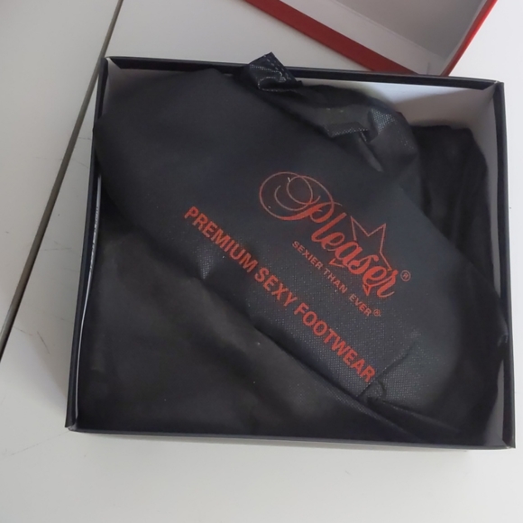 Pleaser Adore 708 heels - Picture 3 of 3